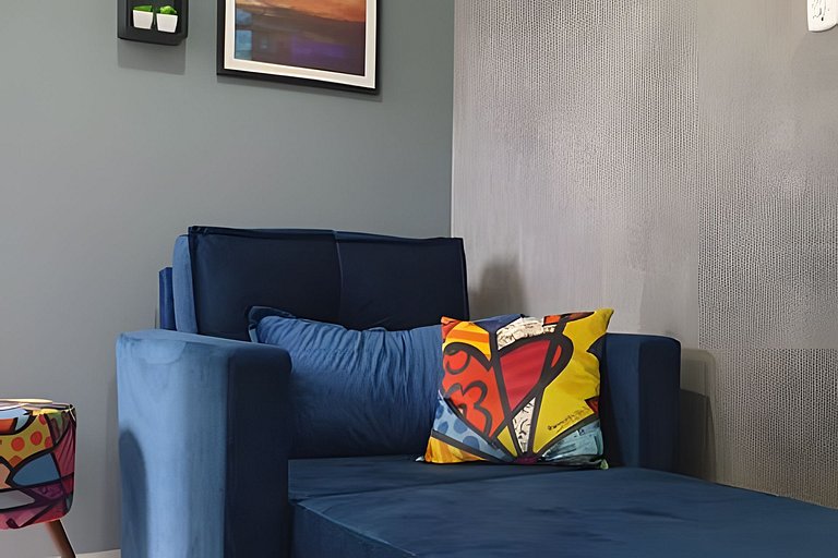 Excelente Apartamento com Ar Condicionado- Zona 07