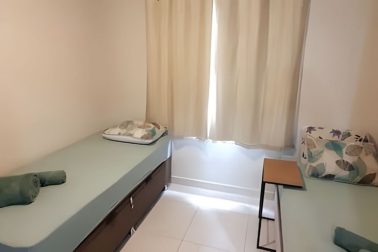 Apto Lindo com Ar condicionado ao lado da UEM