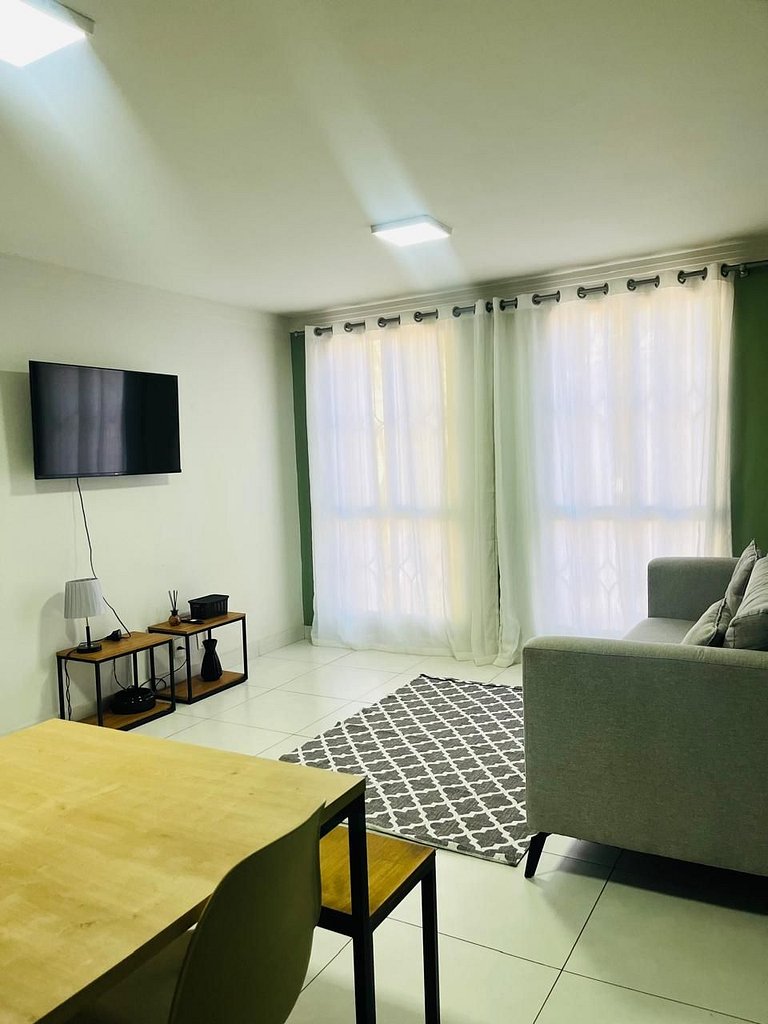 Apto 3 Quartos ao Lado da UEM - JD Universitário