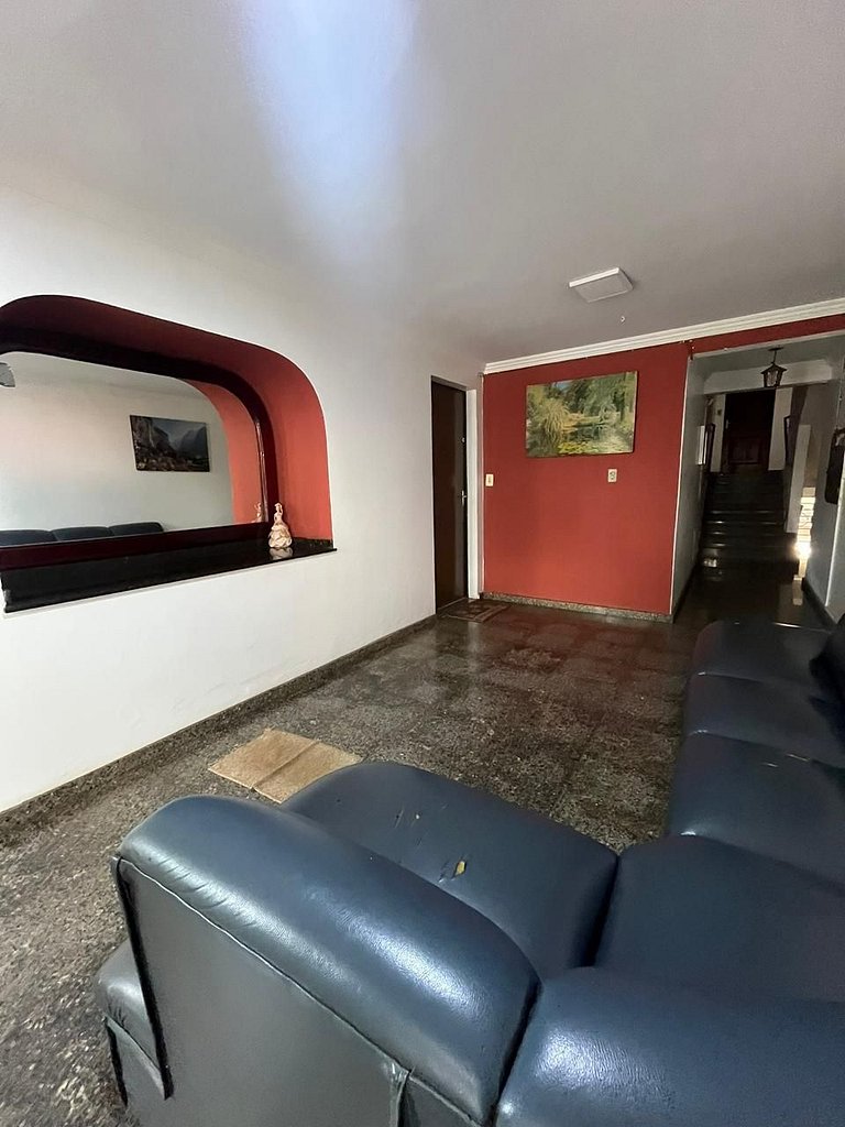 Apto 3 Quartos ao Lado da UEM - JD Universitário